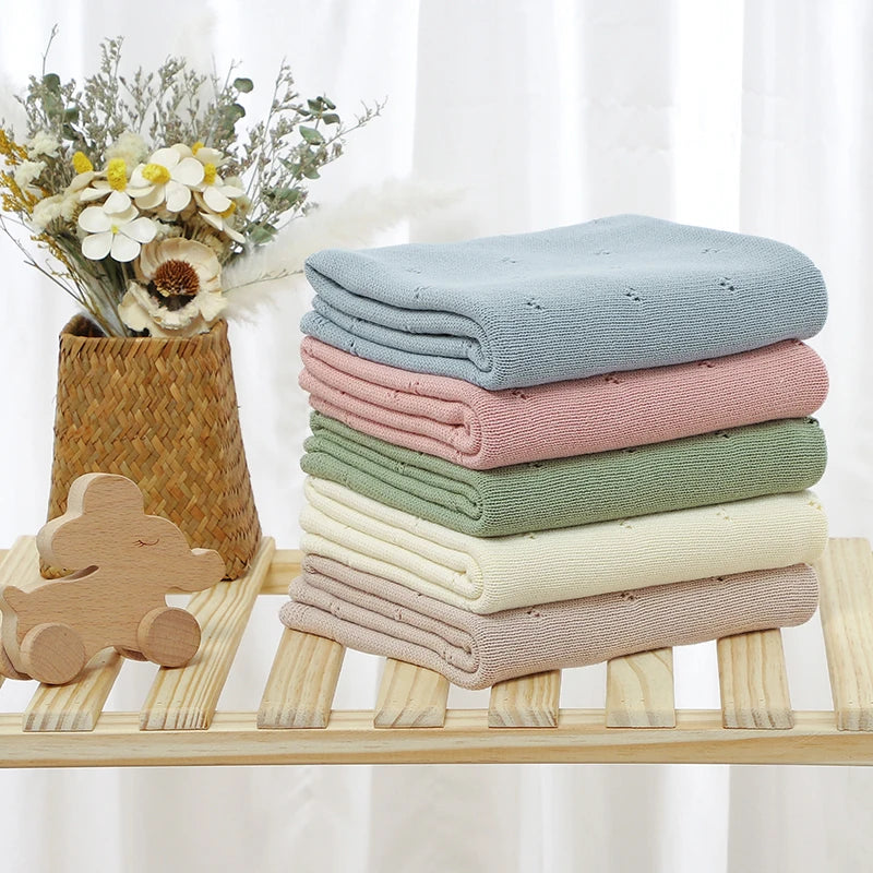 Knitted Hollow Dot Duvet Cover – Unisex Baby Bedding