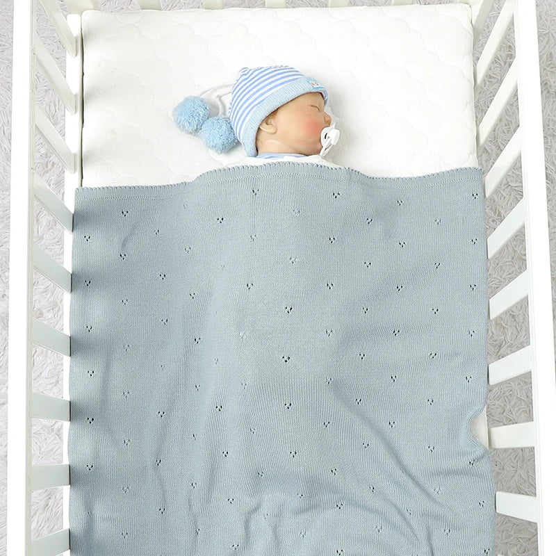Knitted Hollow Dot Duvet Cover – Unisex Baby Bedding