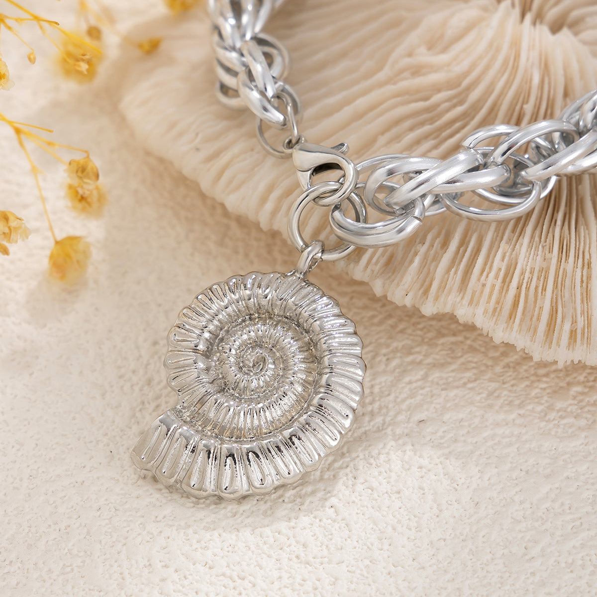 Beach Style Conch Shell Tassel Bracelet