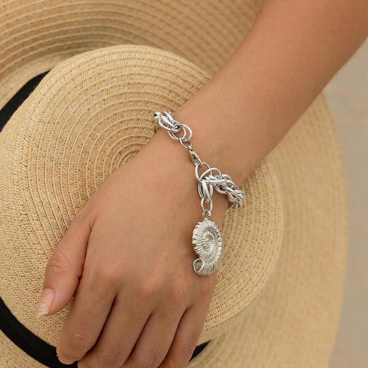 Beach Style Conch Shell Tassel Bracelet