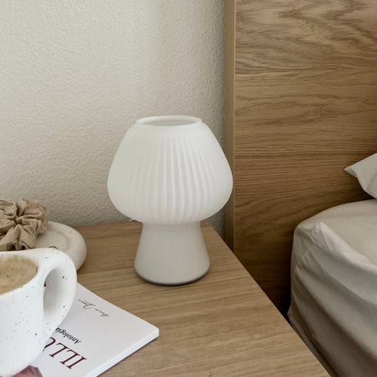 Lola Vintage Table Lamps